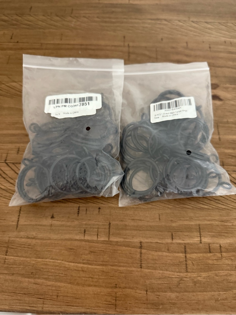 1.25” Drapery Curtain Rings With Eyelet Set of 60 - Black